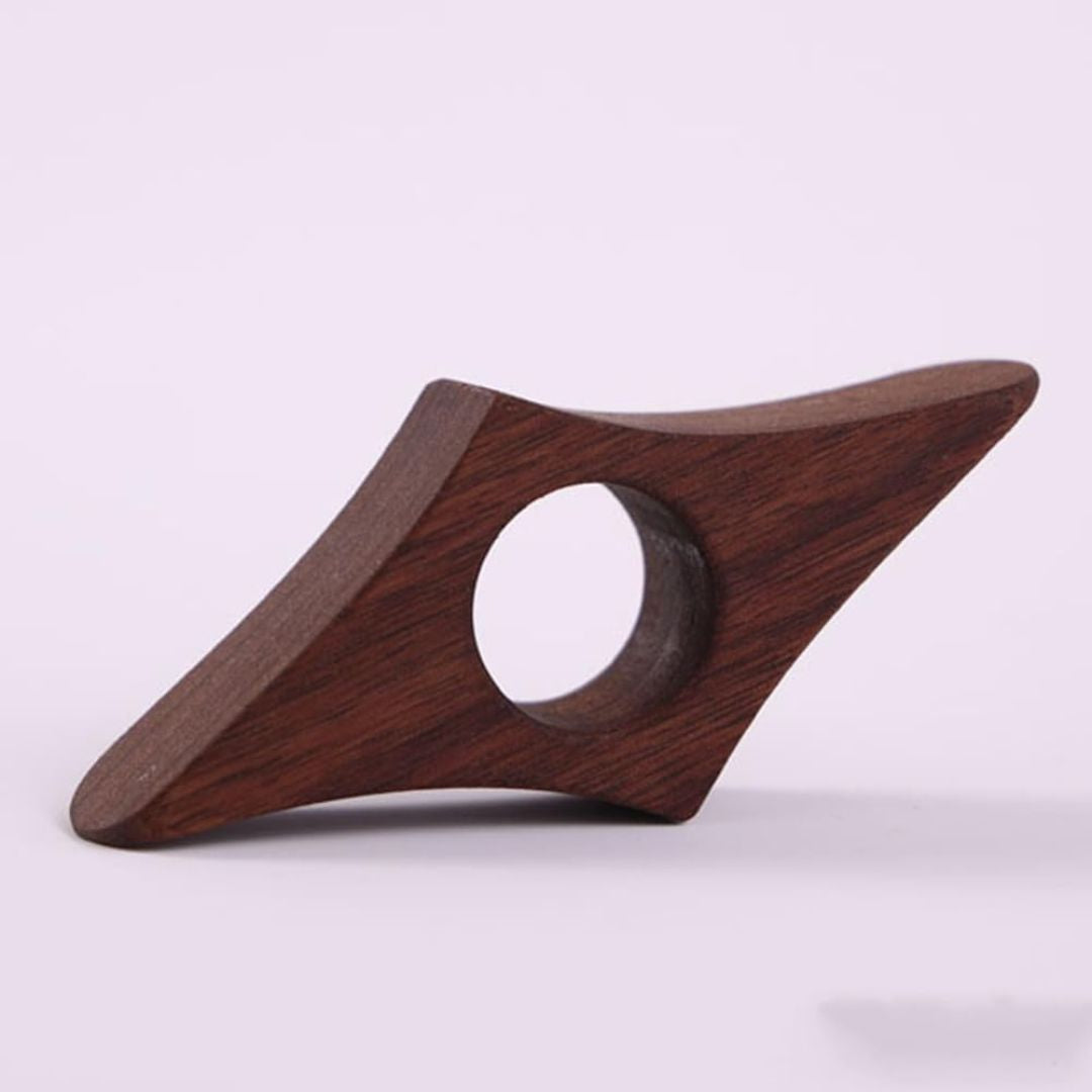 Daumen Lesezeichen aus Holz